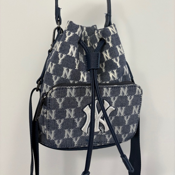 MLB NY Yankees Monogram Bucket Crossbody Bag in Blue - Picture 1 of 7
